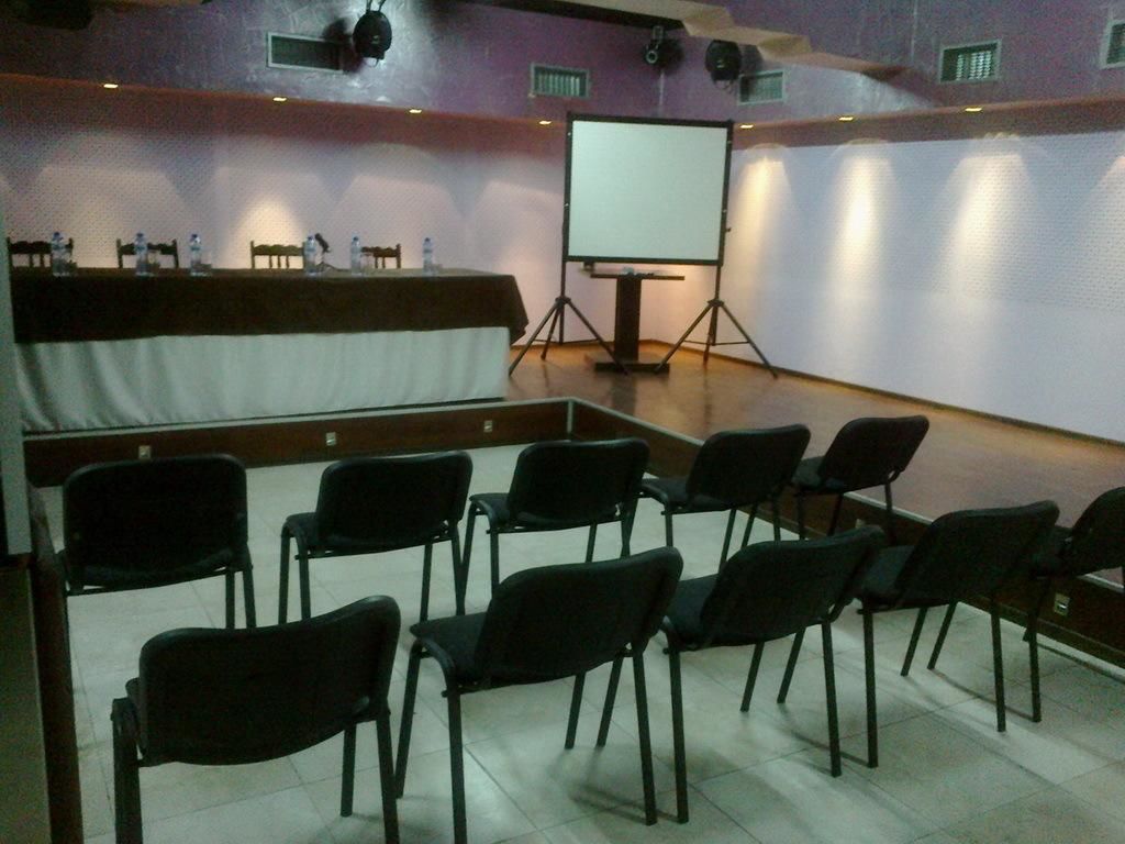Отель Hotel Brilliantin Сливен-26